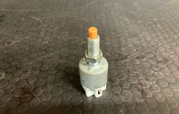 Lexus RX 330 - 350 - 400H Brake pedal sensor switch 84340-47020