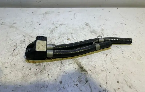 KIA Sorento Exhaust gas pressure sensor 392102F600 284602035410