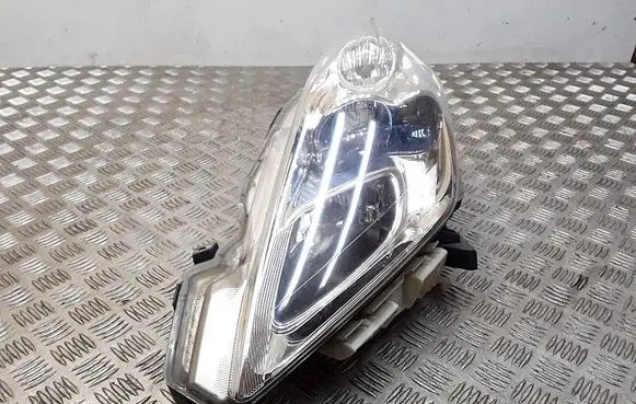 Nissan Leaf I (ZE0) Headlight/headlamp 260603nf5a