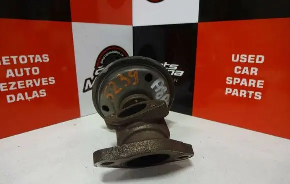 Audi A8 S8 D3 4E EGR valve 70030904