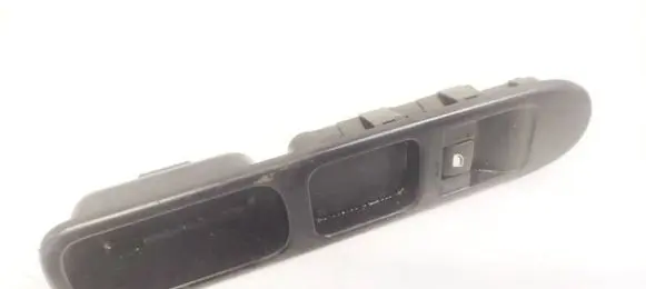 Peugeot 207 Electric window control switch 96543607