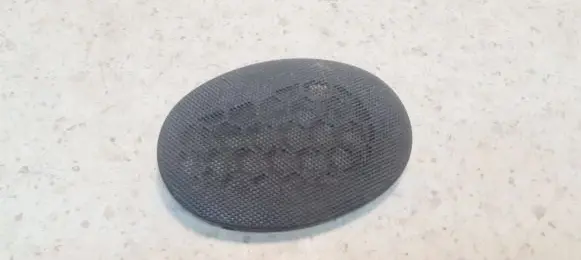 Side speaker trim/cover
