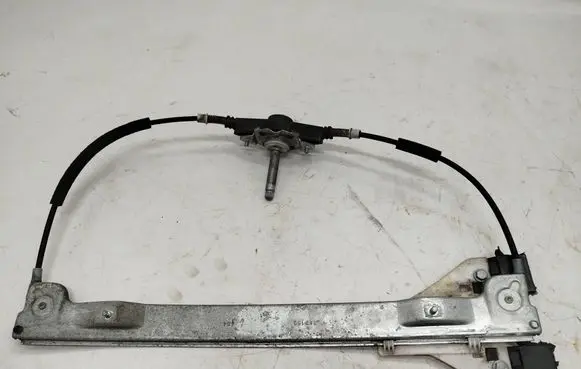 Mitsubishi Colt Rear door manual window regulator 5743A044