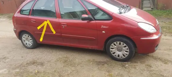 Citroen Xsara Picasso Rear door window glass