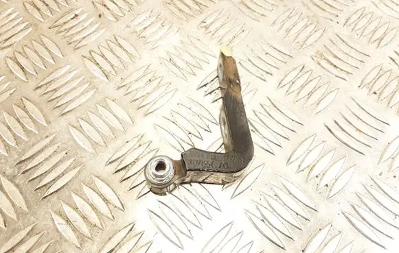 Volvo S90, V90 Front door lower hinge 31371554