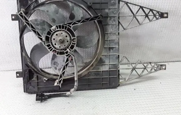 Volkswagen Polo Electric radiator cooling fan 6Q0121207
