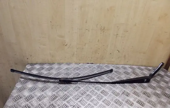 Volkswagen Crafter Front wiper blade arm A9068200744