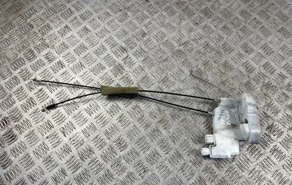 Subaru Outback Front door lock