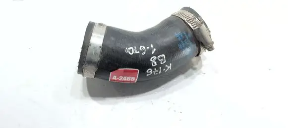 Volkswagen PASSAT B8 Intercooler hose/pipe 04L145828G