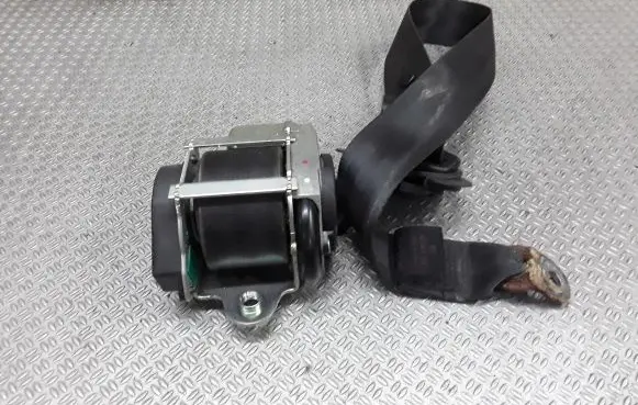 Seat Toledo III (5P) Front seatbelt 5P0857705B
