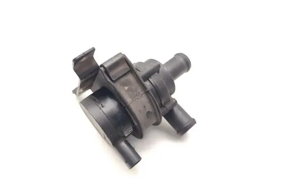 Volkswagen Polo V 6R Webasto circulation pump for autonomous heater 