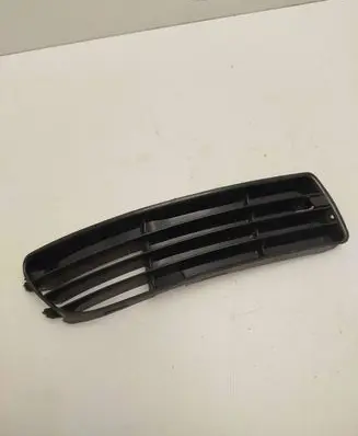 Audi A4 S4 B5 8D Front bumper upper radiator grill 170111