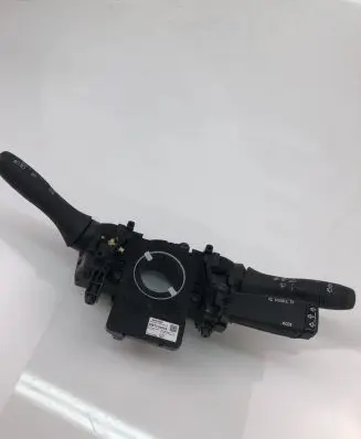 Renault Captur Indicator stalk 285T36451R