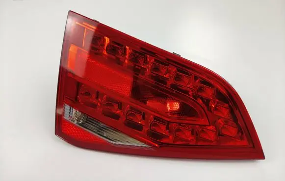 Audi A4 S4 B8 8K Tailgate rear/tail lights 170411
