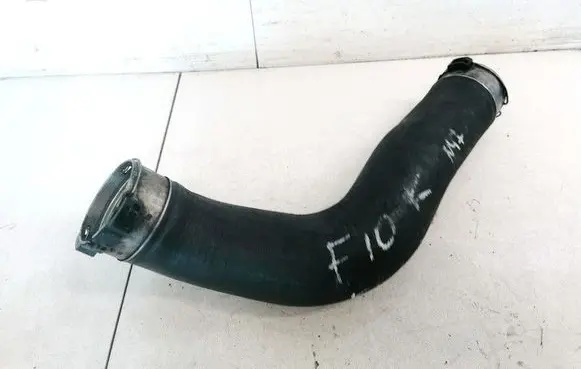 BMW 5 F10 F11 Intercooler hose/pipe