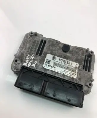 Seat Leon (1P) Engine control unit/module ECU 03C906022B 0261201787