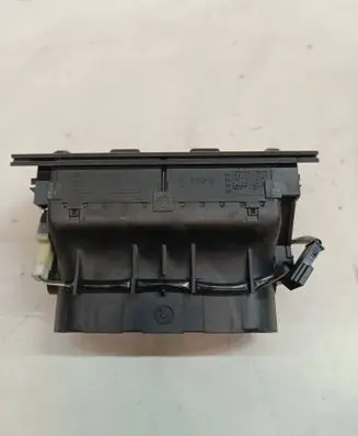 BMW 5 E39 Dash center air vent grill 8376150