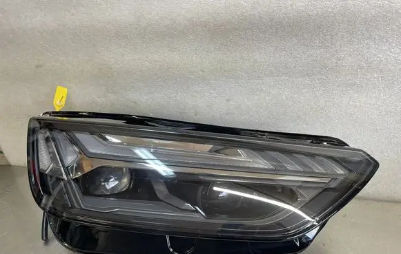 Audi Q5 SQ5 Headlight/headlamp 
