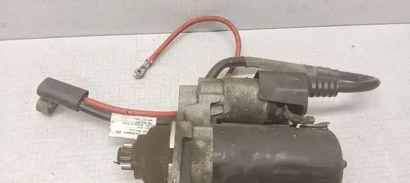 Volkswagen PASSAT B6 Starter motor 0001123012 02Z911023F