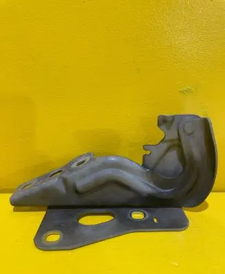 Engine bonnet/hood hinges