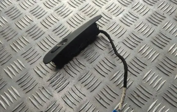 Opel Vectra B Electric window control switch 90433374