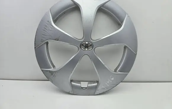 Toyota Prius (XW30) R16 wheel hub/cap/trim 4260247060