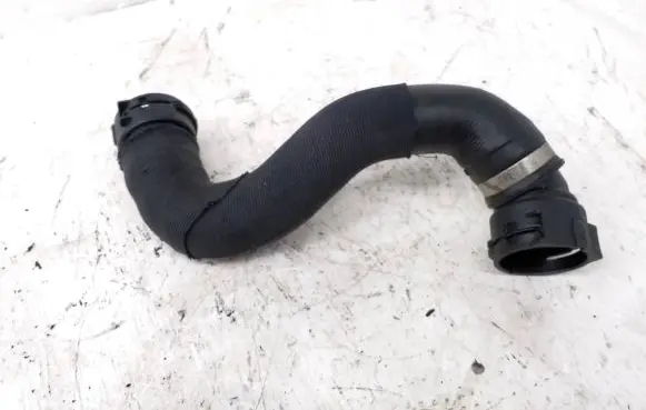 BMW 1 E81 E87 Engine coolant pipe/hose 1436077