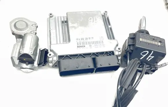 Mercedes-Benz CLK A209 C209 Engine ECU kit and lock set A6461509777 A2095453308