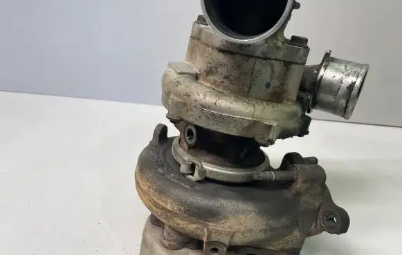 Toyota RAV 4 (XA30) Turbo 061115237N 1720126030