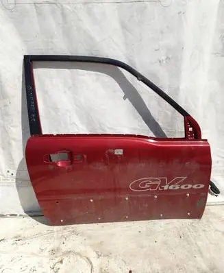 Suzuki Grand Vitara I Front door 6800166D01