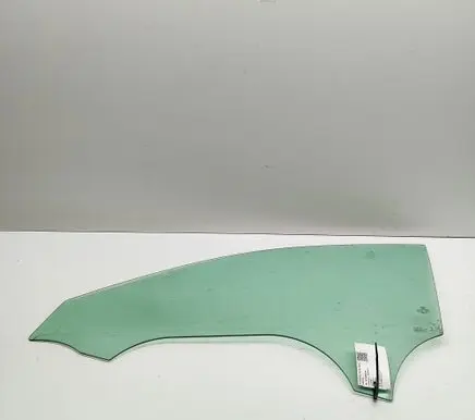 Audi A5 Front door window glass four-door 8W8845201