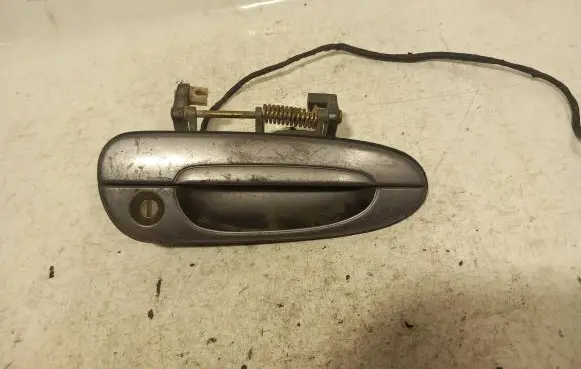 Mazda 626 Front door exterior handle