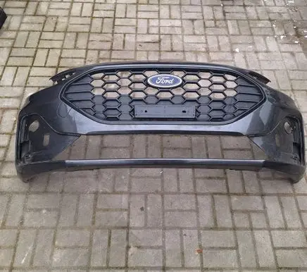 Ford Focus Front bumper nx7b-17c831