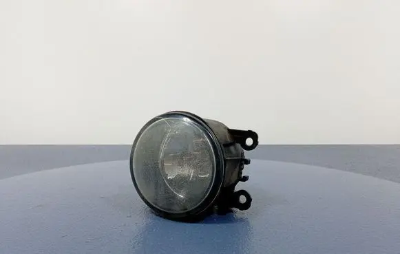 Renault Scenic II - Grand scenic II Front fog light 8200074008
