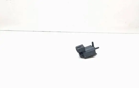 BMW X3 F25 Vacuum valve 7810831