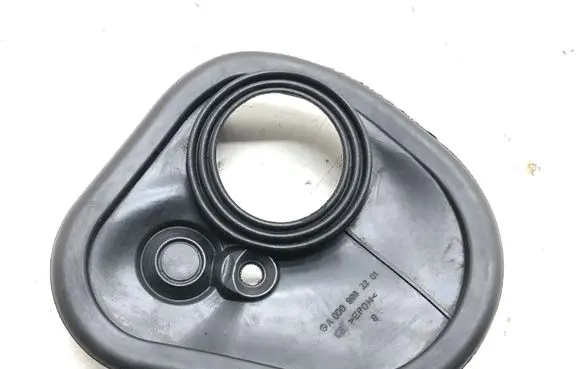 Mercedes-Benz C W204 Fuel tank cap trim A0009982201