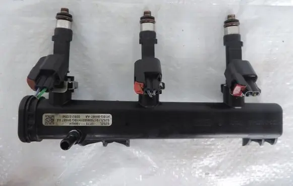 Ford Fiesta Fuel main line pipe H1BG-9H487-AA