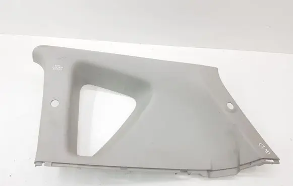(D)pillar trim (top)