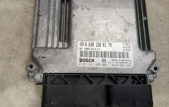 Mercedes-Benz E W211 Engine control unit/module A6481500179 0281011698