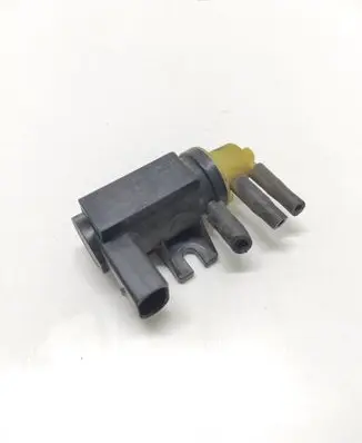 Volkswagen Caddy Vacuum valve 1K0906627A