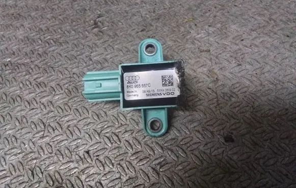 Audi A4 S4 B8 8K Airbag deployment crash/impact sensor 8K0955557C