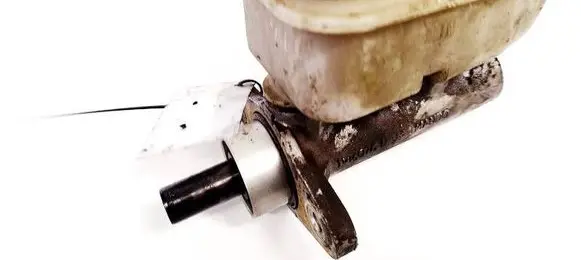 KIA Sorento Master brake cylinder 