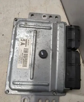 Nissan Note (E11) Engine control unit/module MEC37910