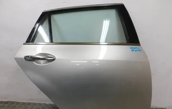 Mazda 6 Rear door