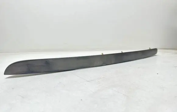 Renault Modus Trunk door license plate light bar 8200307023