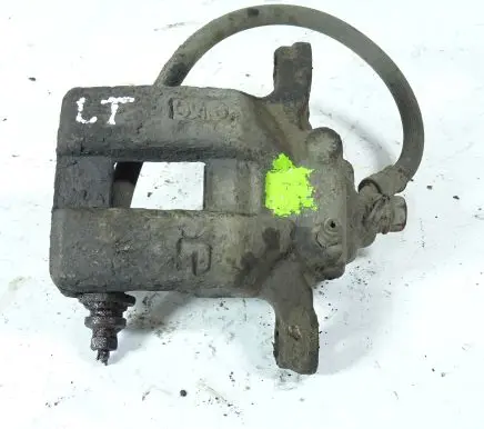 Suzuki Grand Vitara II Rear brake caliper