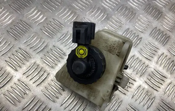 Ford Focus Brake fluid reservoir 98AB2C217AC L481485