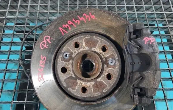 Renault Scenic III - Grand scenic III Front wheel hub spindle knuckle IMPRK1395434
