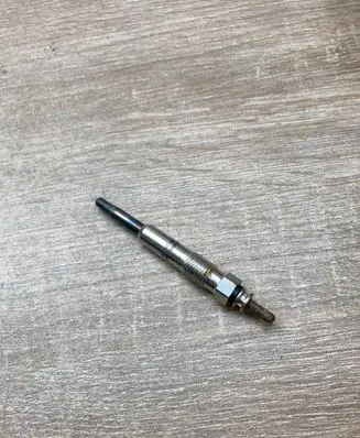Renault Megane I Glow plug 0100226238