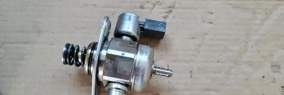 Audi Q5 SQ5 Fuel injection high pressure pump 06K127028J 06L127A08